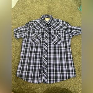 Mens Wrangler button up short sleeve shirt